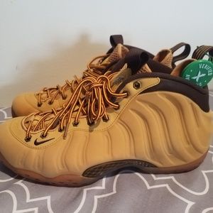 Foamposite Nike Sneakers